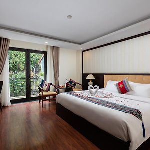 Deluxe Double or Twin Room City View